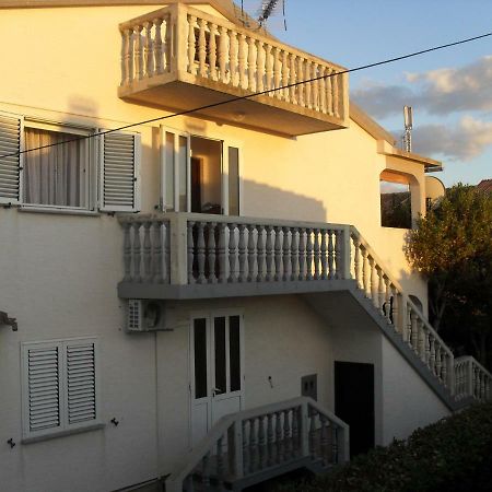 Apartment Zdenka ปอฟเลียนา ภายนอก รูปภาพ