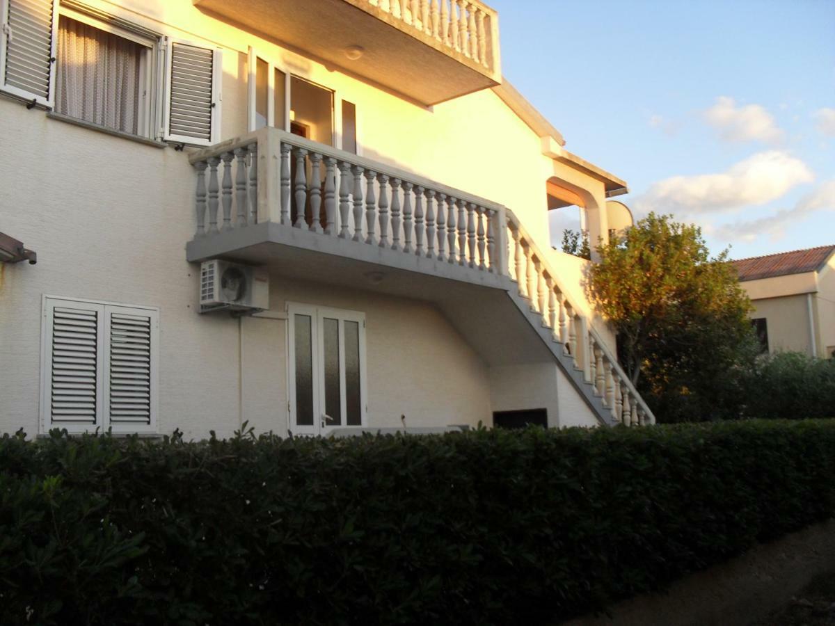 Apartment Zdenka ปอฟเลียนา ภายนอก รูปภาพ