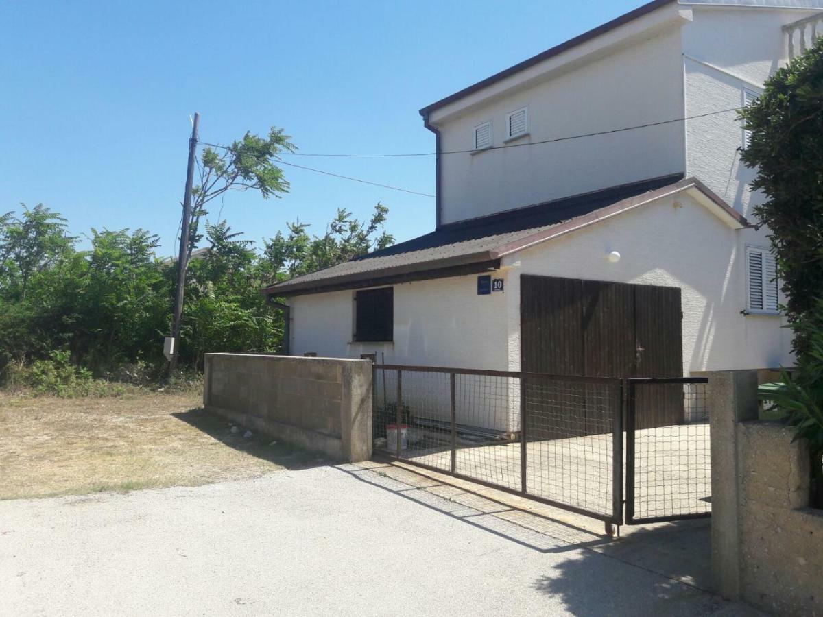 Apartment Zdenka ปอฟเลียนา ภายนอก รูปภาพ
